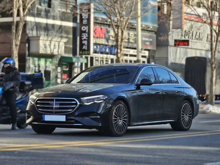 Mercedes E-Class